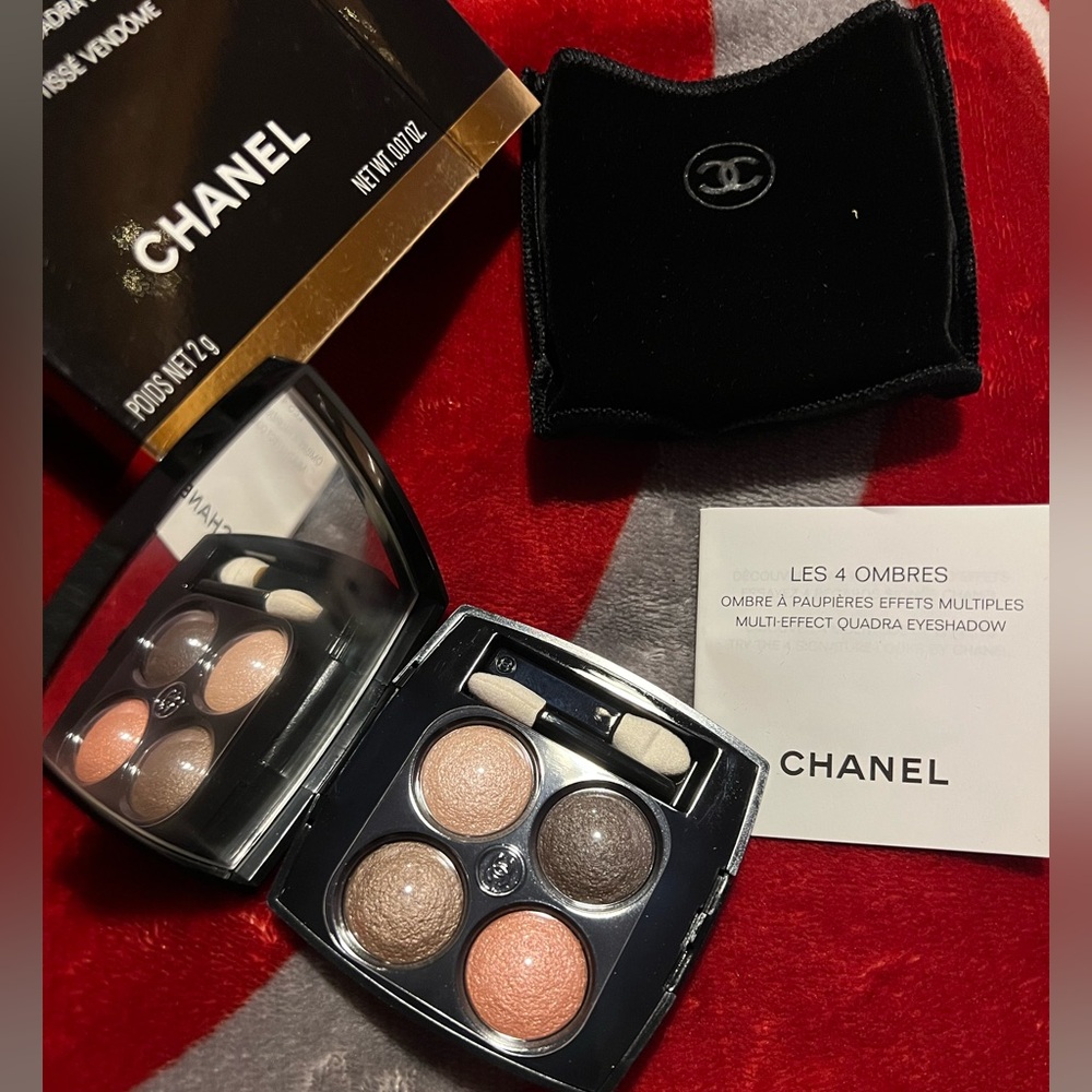 CHANEL Les 4 Ombres - Multi-Effect Quadra Eyeshadow - 204 - TISSÉ VENDÔME (2)